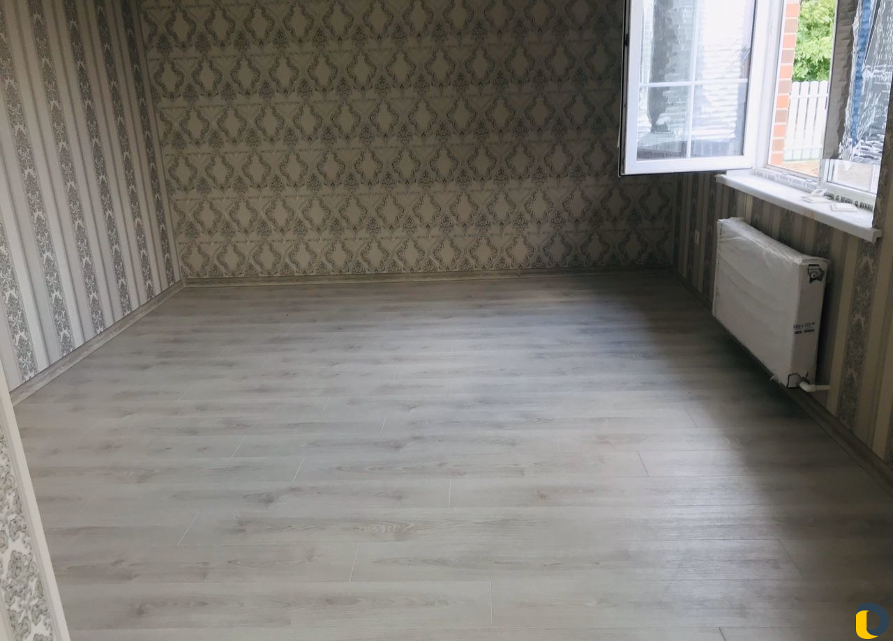 Профессиональная укладка ламината