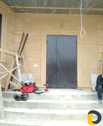 Профессиональная установка входных бронь дверей