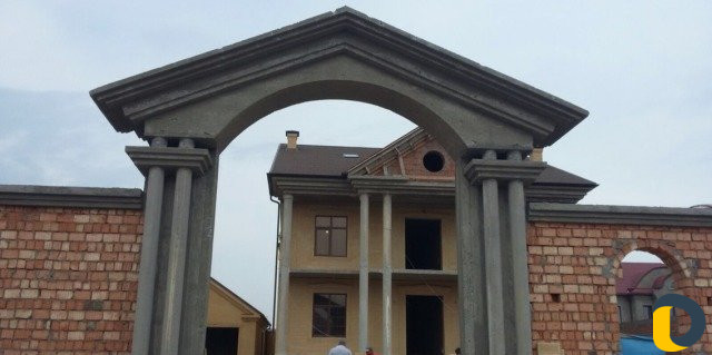 Профессиональная заливка железо бетонных лестниц и