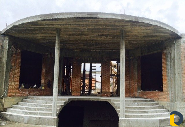 Профессиональная заливка железо бетонных лестниц и