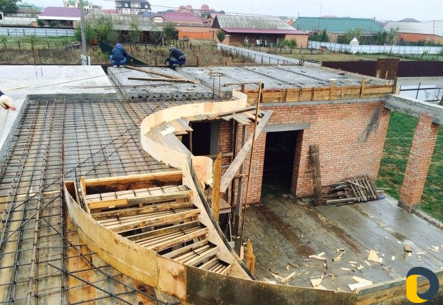 Профессиональная заливка железо бетонных лестниц и