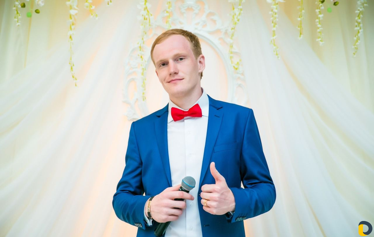 Профессиональный певец и DJ на свадьбу/юбилей/корп