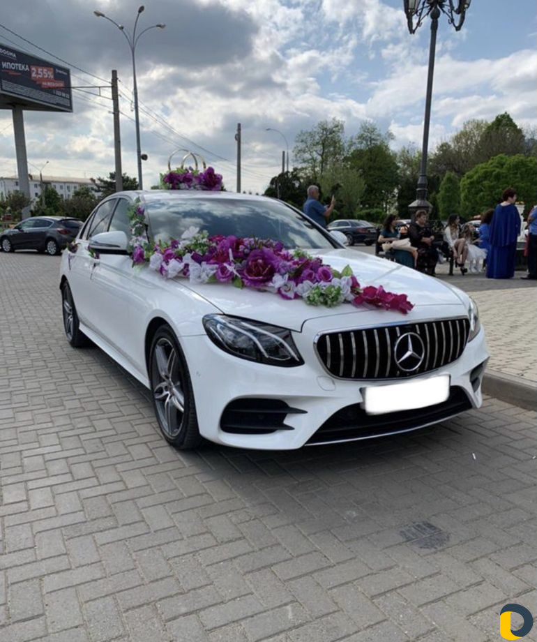 Прокат. Аренда автомобиля на свадьбу с водителем