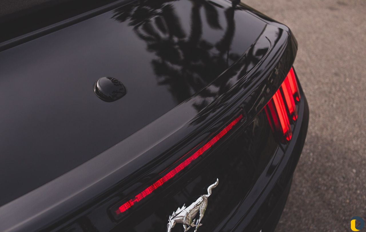 Прокат / Аренда Кабриолета Ford Mustang Black
