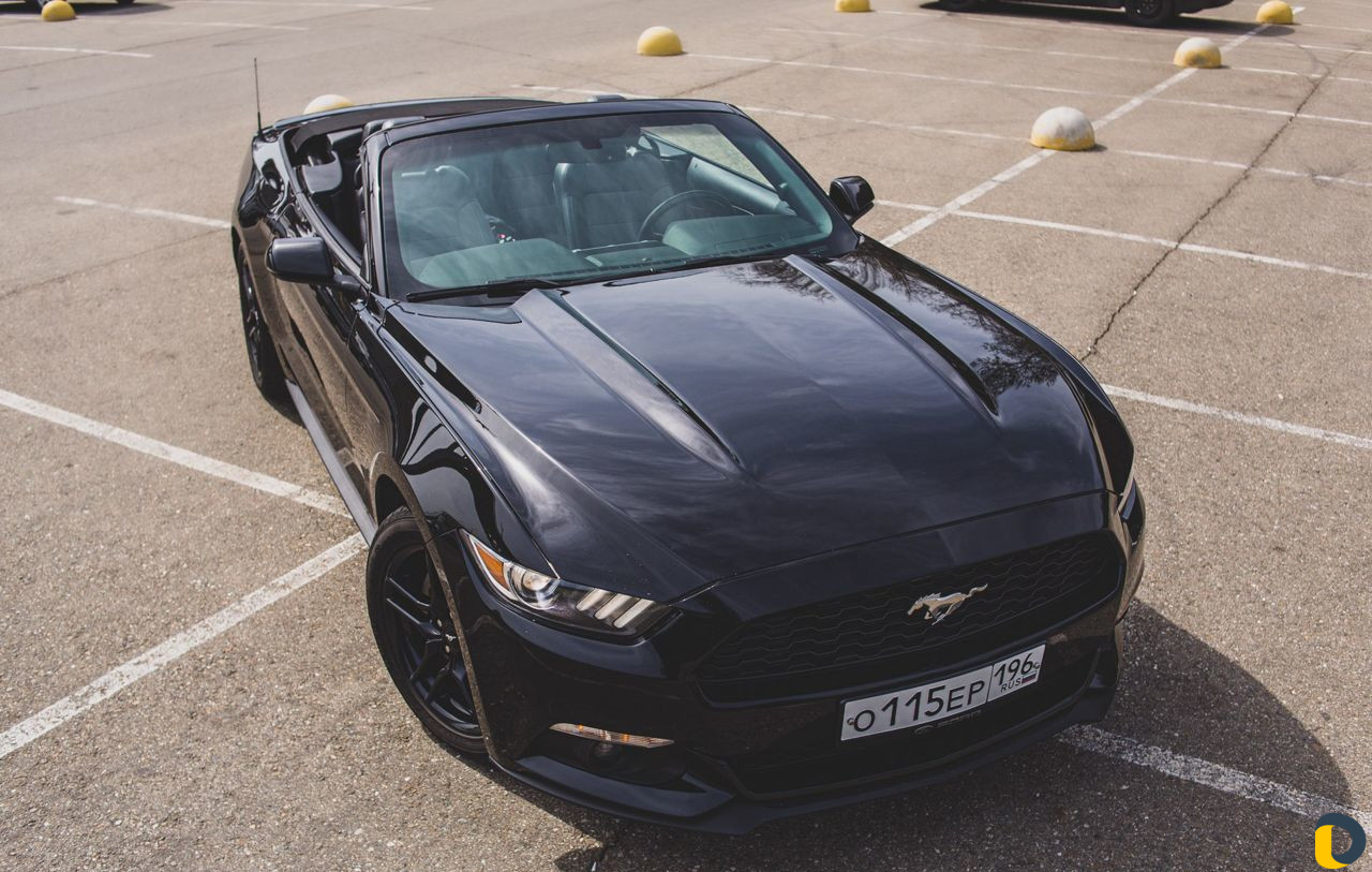 Прокат / Аренда Кабриолета Ford Mustang Black