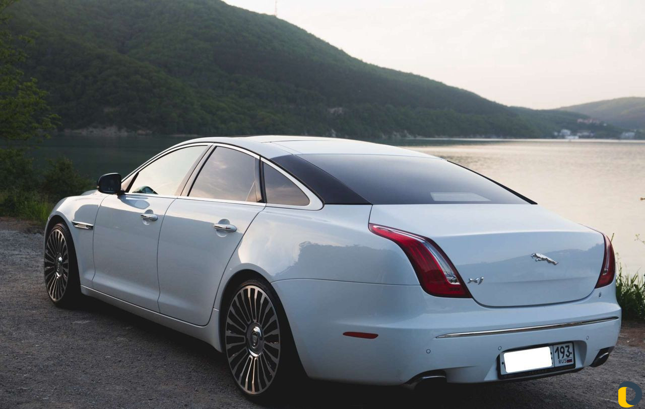 Прокат аренда Ягуар XJ (S класс), авто на свадьбу