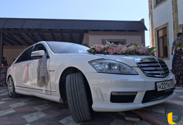 Прокат авто 221 AMG на свадьбу
