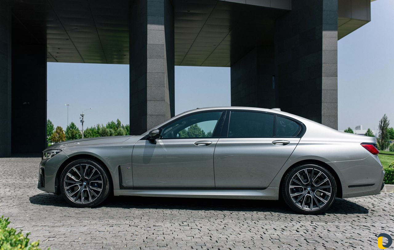 Прокат авто BMW 740d Аренда автт