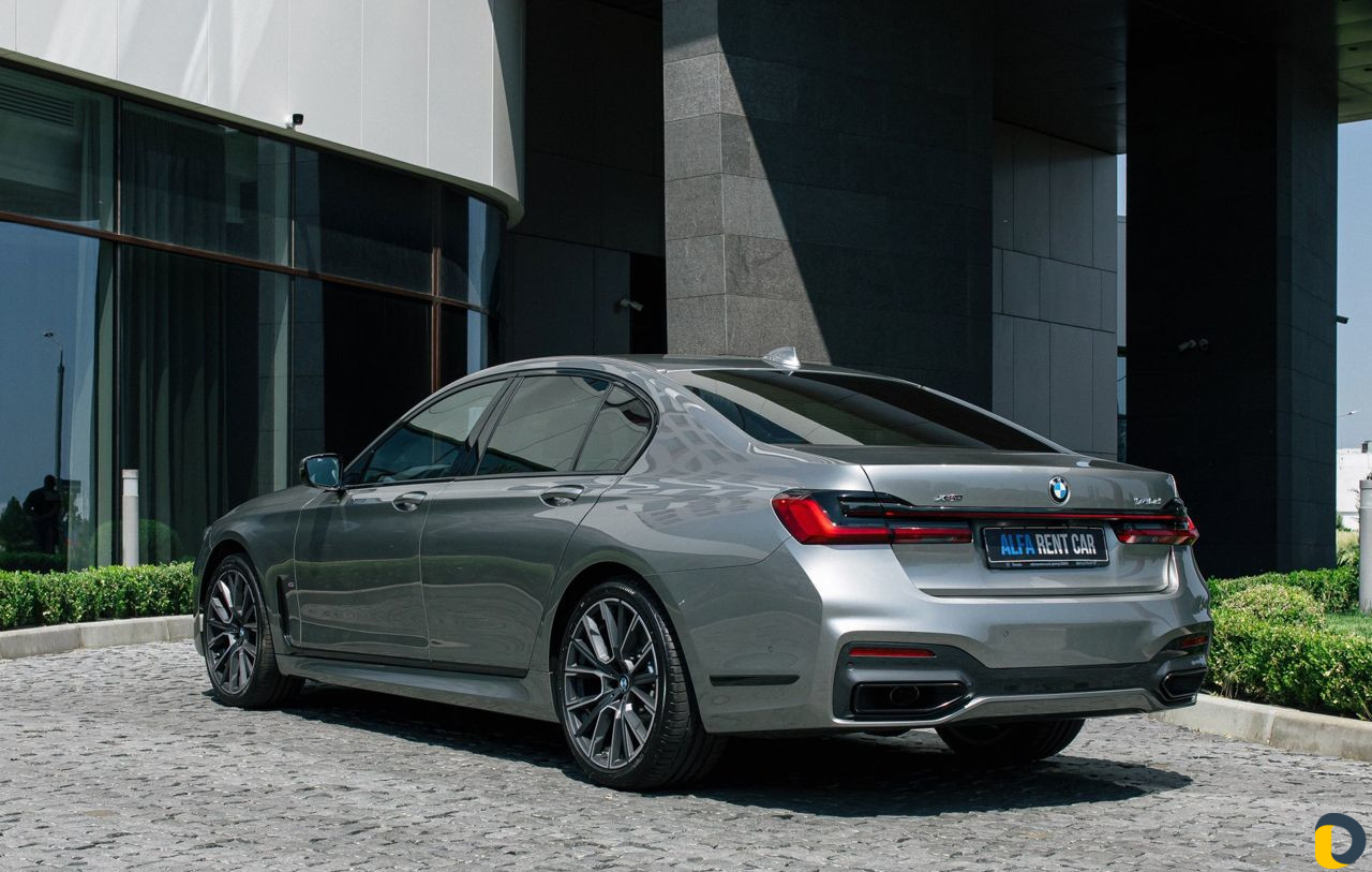 Прокат авто BMW 740d Аренда автт
