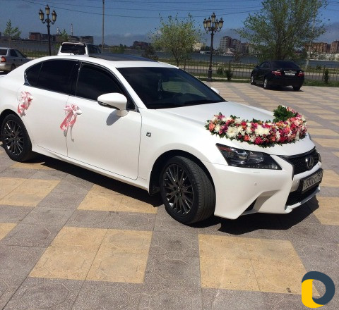 Прокат авто Lexus GS 350 Мерс 221