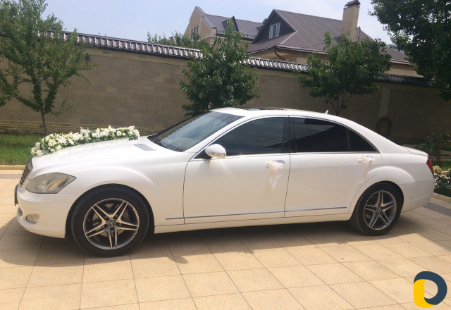 Прокат авто Lexus GS 350 Мерс 221