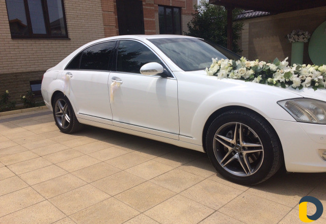 Прокат авто Lexus GS 350 Мерс 221