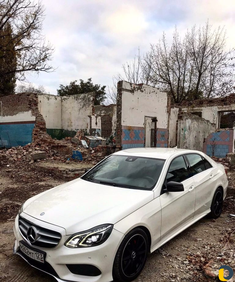 Прокат авто Mercedes на свадьбу