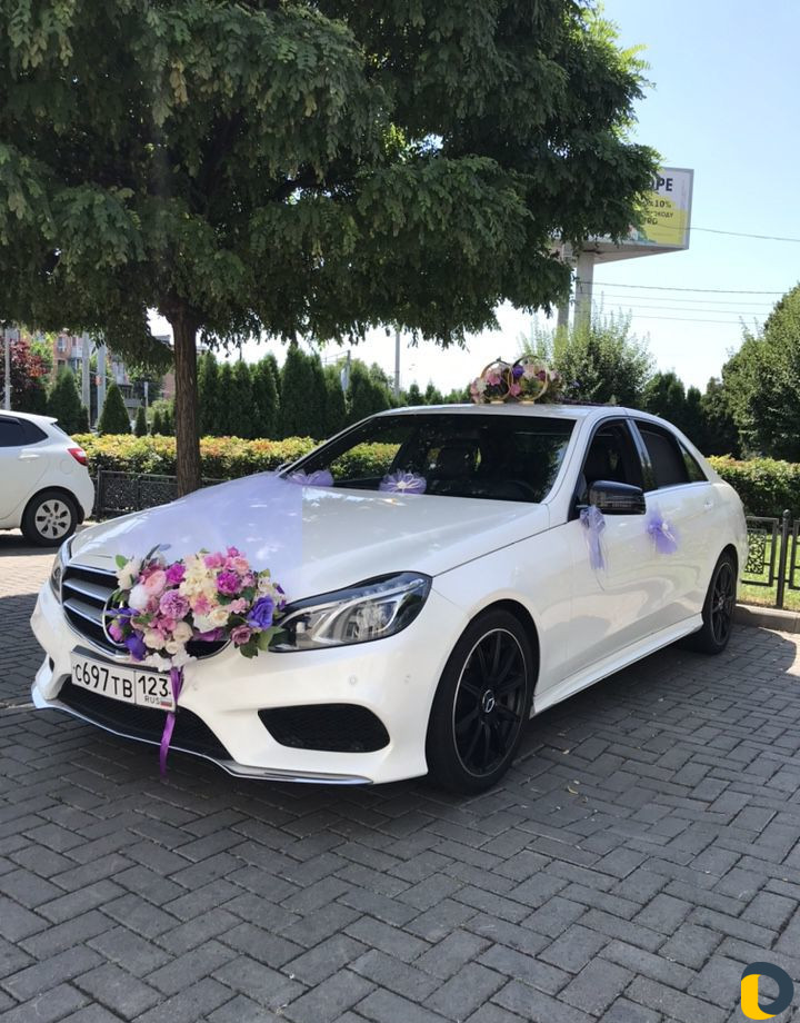 Прокат авто Mercedes на свадьбу