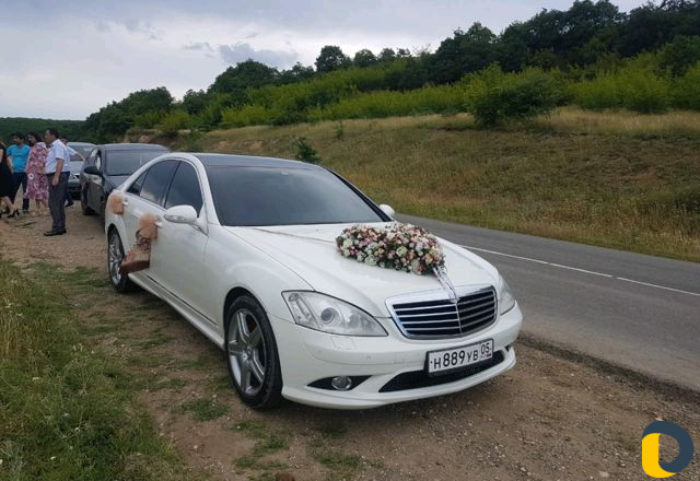 Прокат авто Мерседес 221