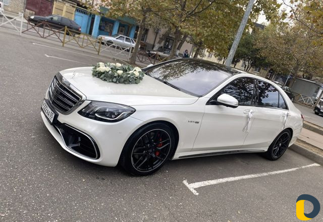 Прокат авто Мерседес 222