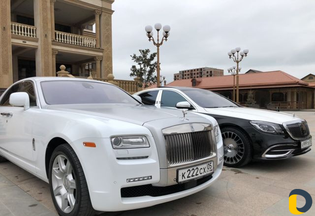 Прокат авто на свадьбу Maybach 222