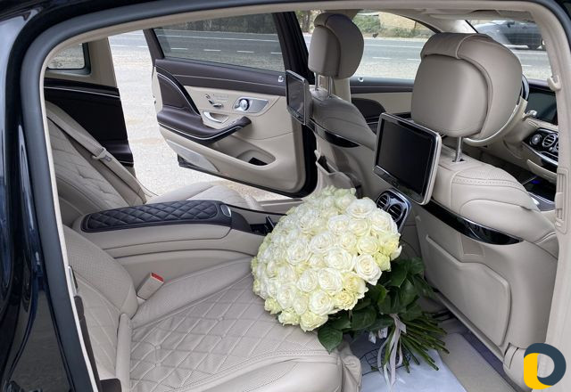 Прокат авто на свадьбу Maybach 222