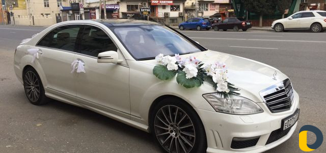 Прокат авто на свадьбу мерседес 221