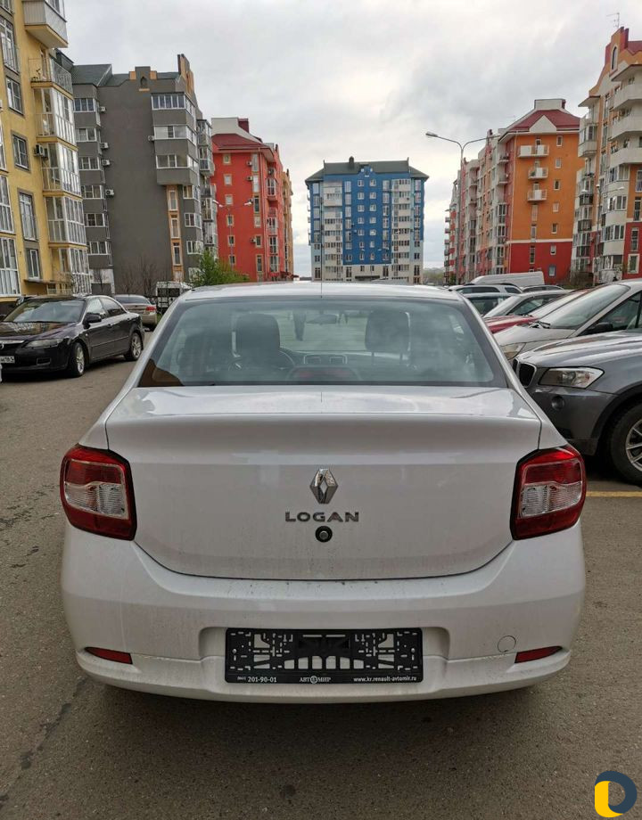 Прокат авто Рено Логан