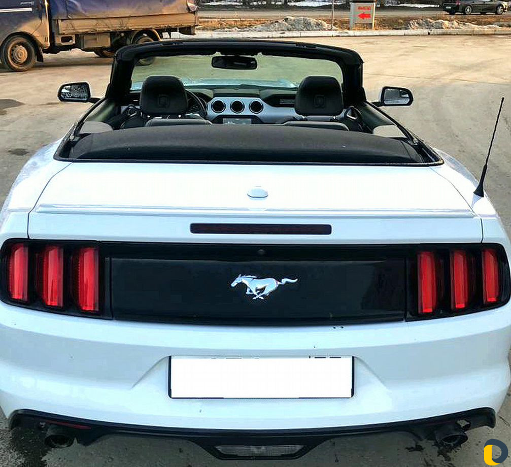 Прокат кабриолета Mustang
