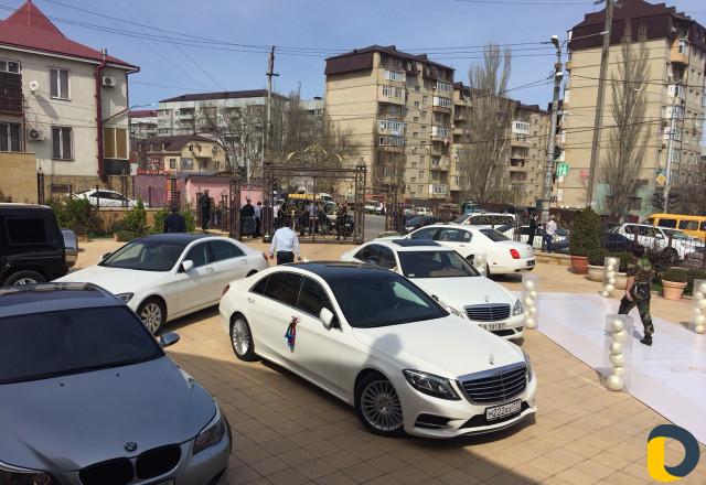 Прокат мерседес 221