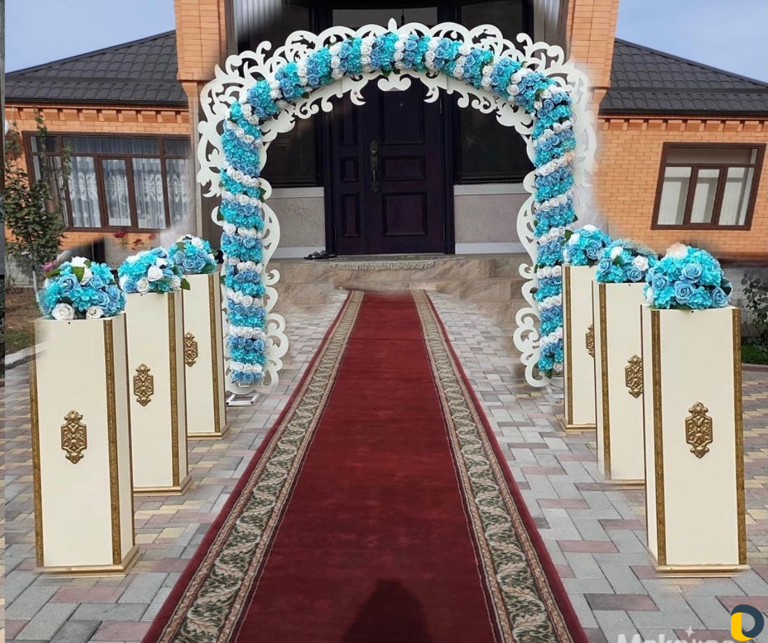 Прокат столов и стульев