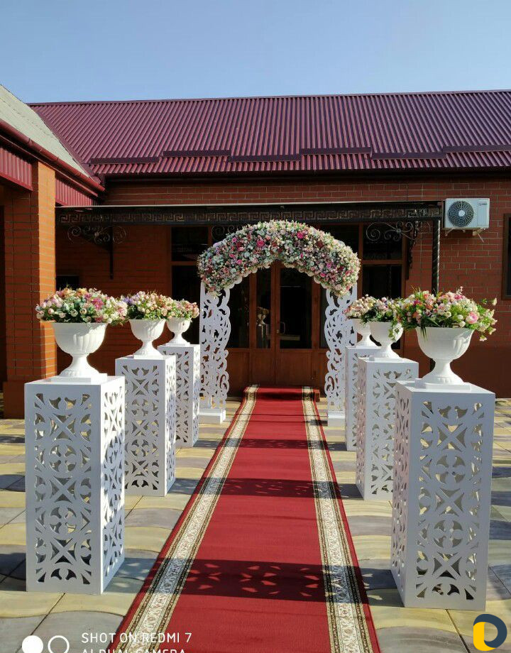 Прокат столы стулья арки