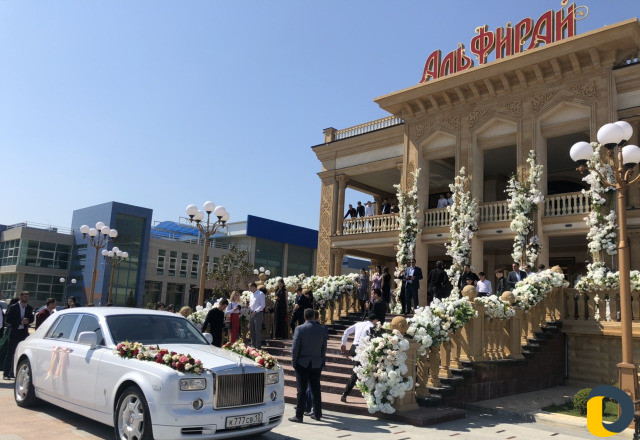 Прокат свадебных машин 222