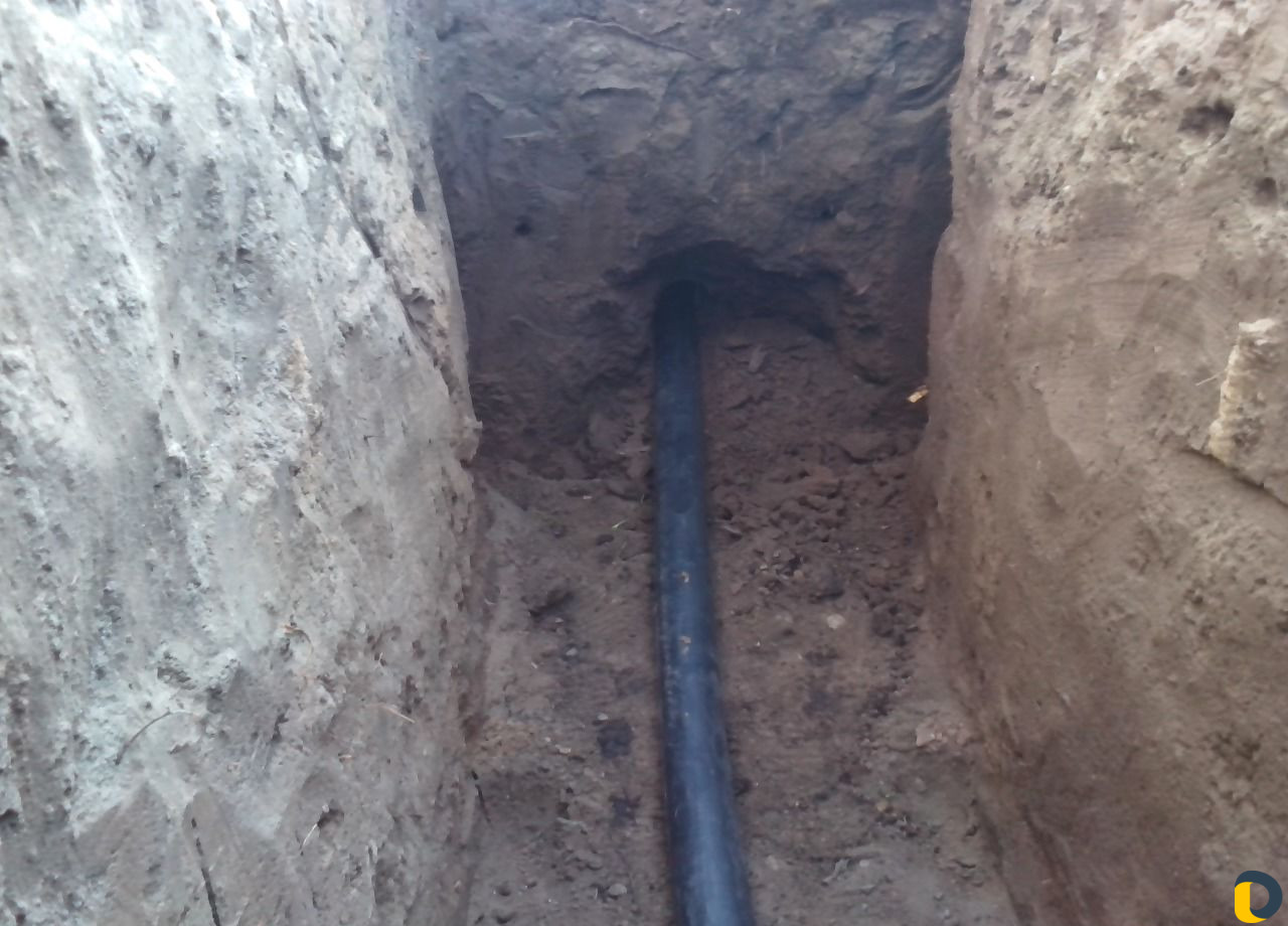 Проколы в земле