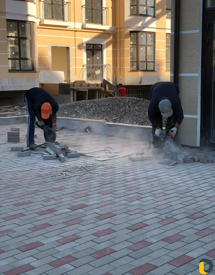 Разнорабочие, уневерсальные подсобники в помощь