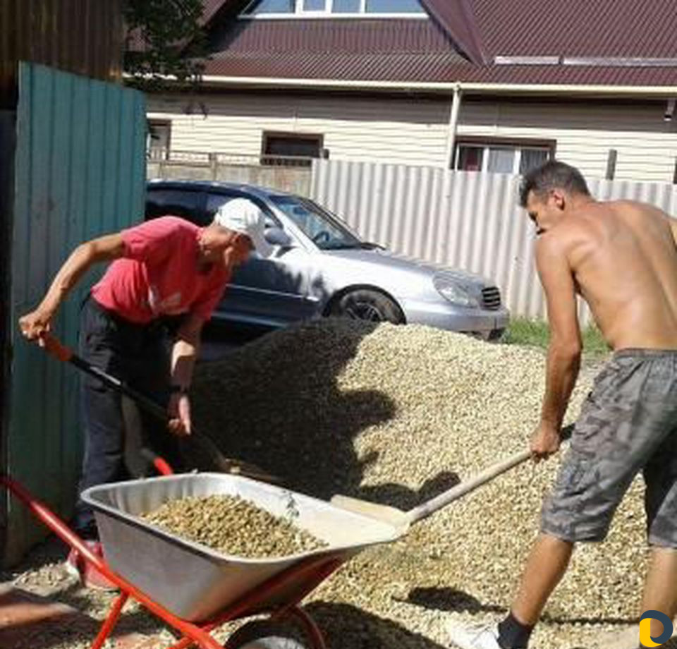 Разнорабочие