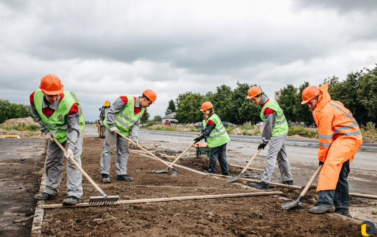 Разнорабочие