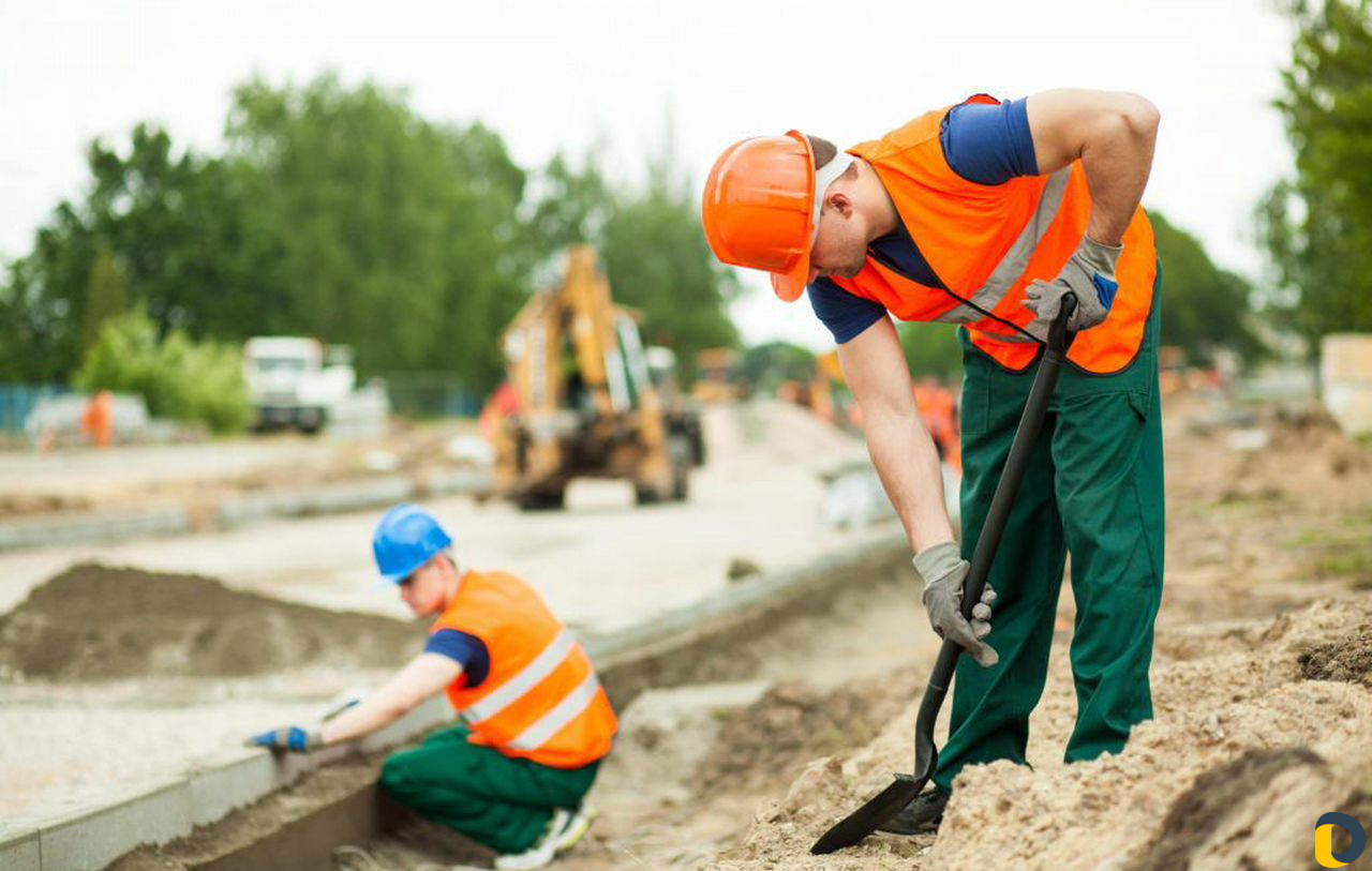 Разнорабочие