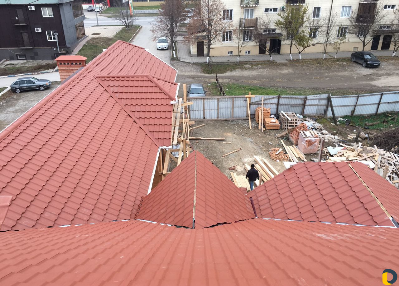 Реконструкция старой и монтаж новой крыши