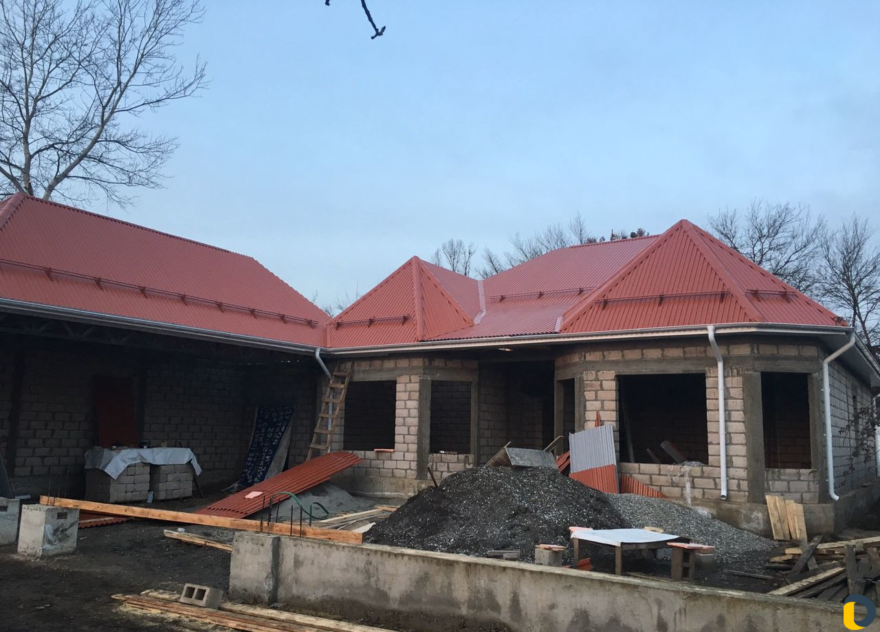Реконструкция старой и монтаж новой крыши
