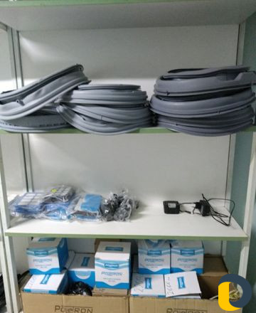 Ремонт холодильников и стиральных машин.запчасти