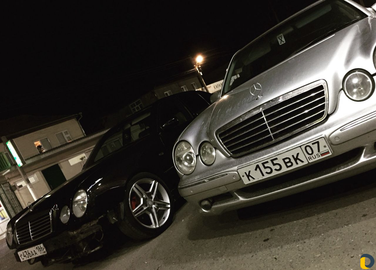 Ремонт люков, установка музыки Mercedes