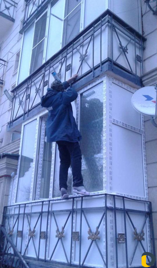Ремонт окон и дверей