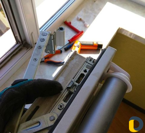 Ремонт пластиковых окон и дверей