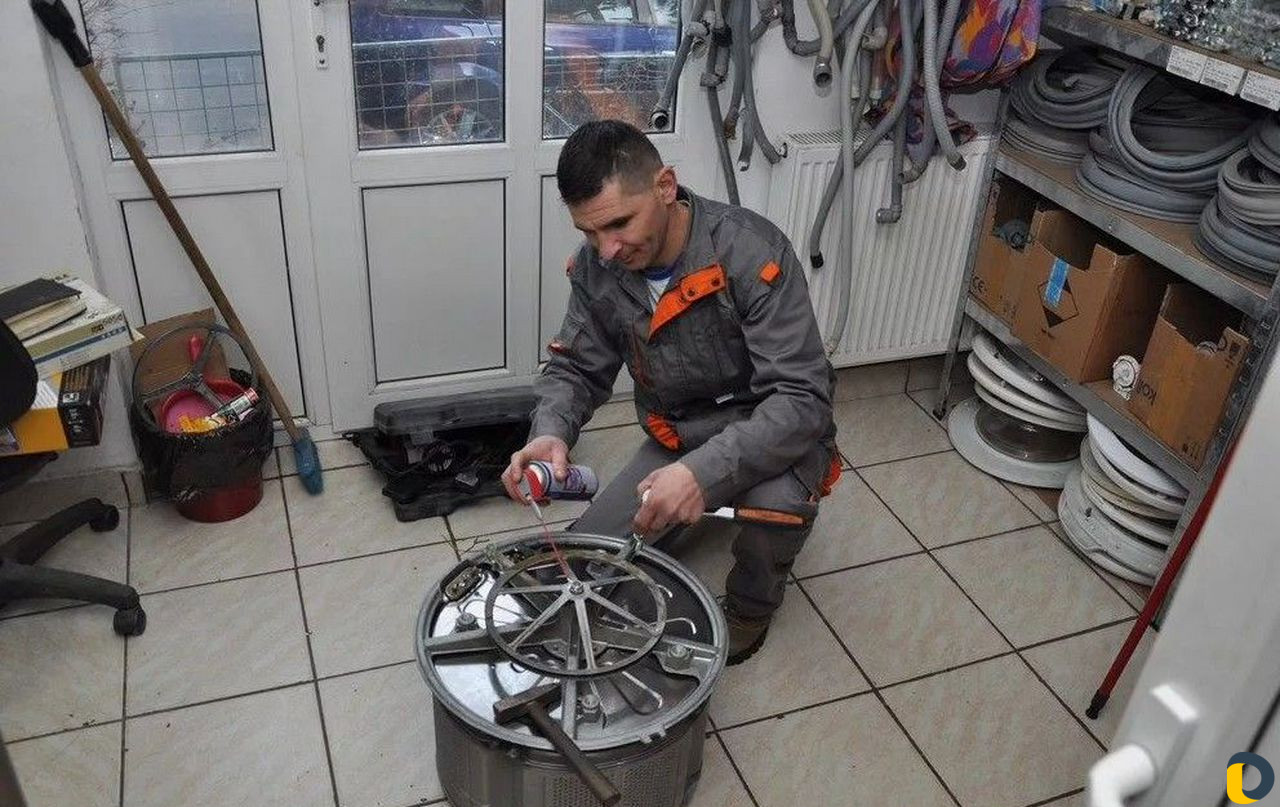 Ремонт стиральных машин и холодильников
