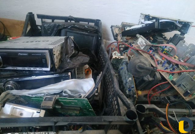 Ремонт телевизоров автомагнитол.и др