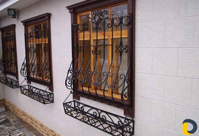 Решетки, ограждения