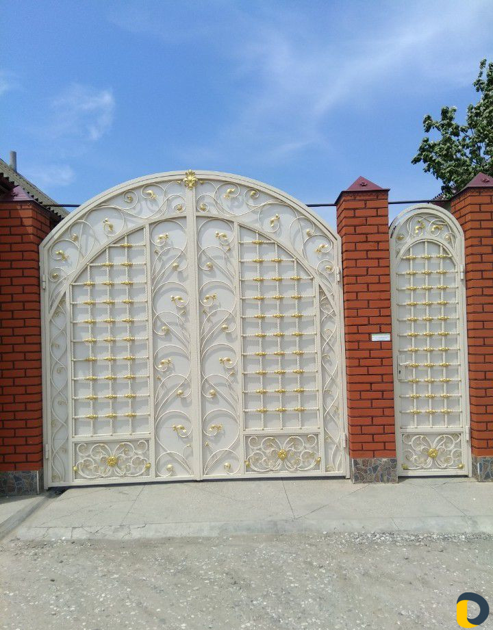 Реставрация ворота покраска итд