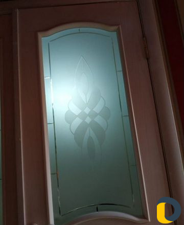 Резка стекла, зеркало