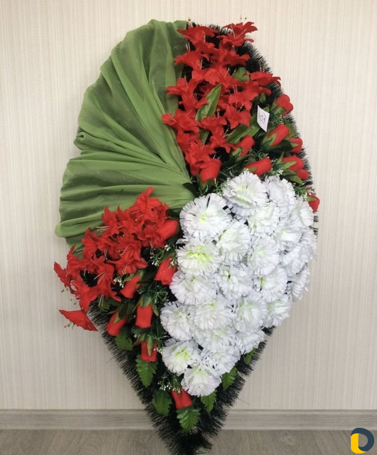 Ритуальные венки оптом