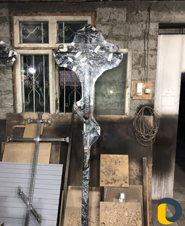 Ритуальный крест ручной работы