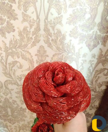 Розы из бисера на заказ