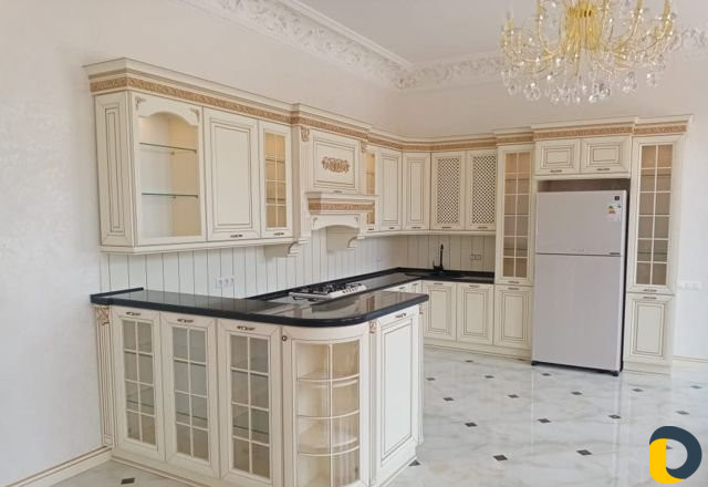 Сборка и установка кухни.мебели