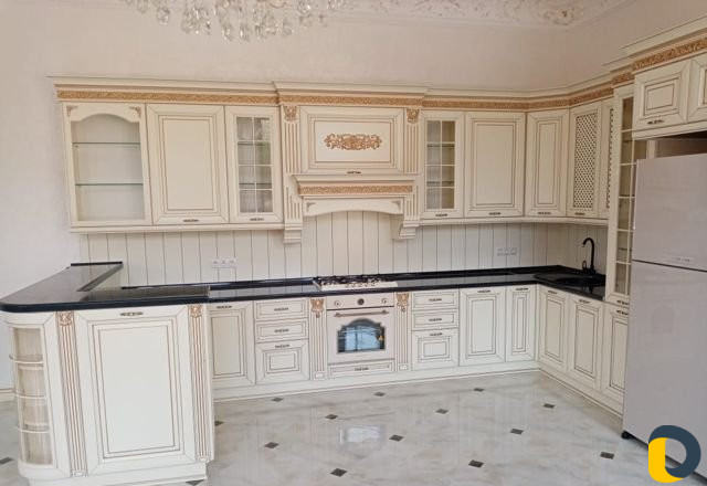 Сборка и установка кухни.мебели